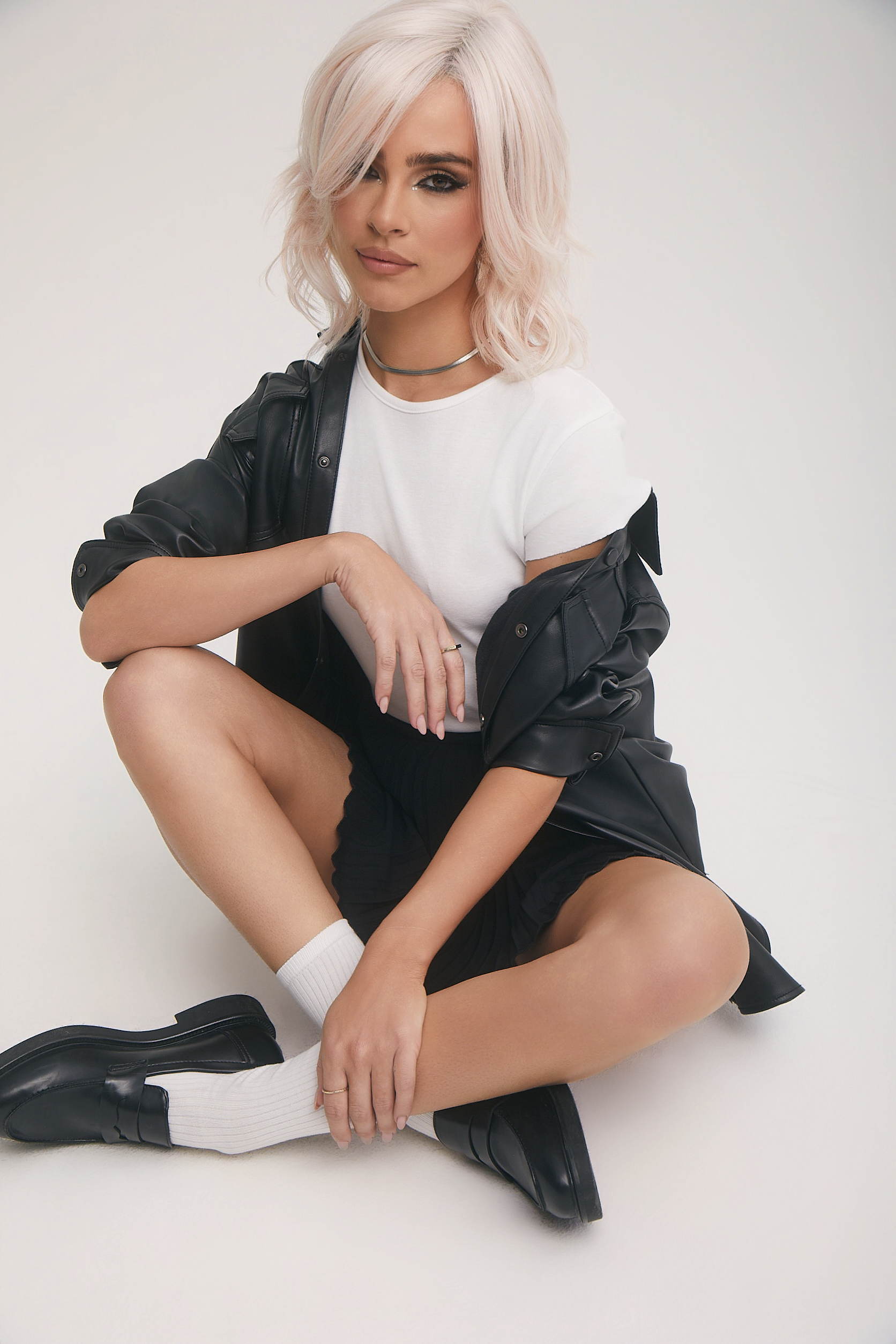 Dazzling Wavez - Image 8