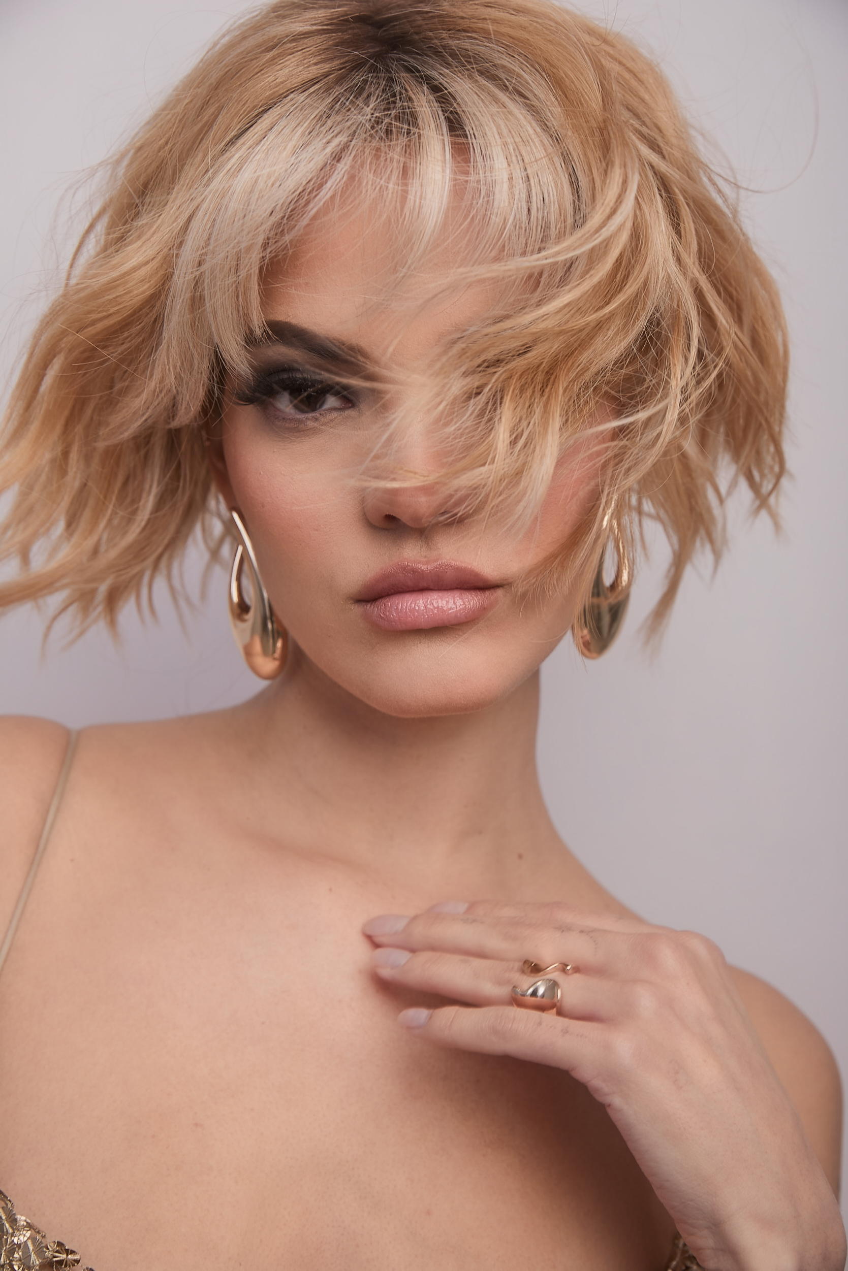 Rosanna - Image 13